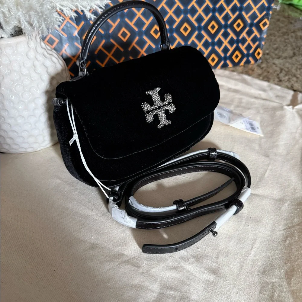 NWT , TORY BURCH BRITTEN VELVET PUFFY MINI TOP HANDLE BLACK